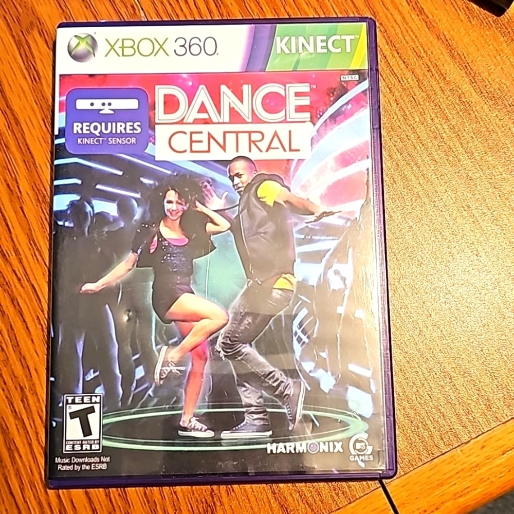 XBOX 360 KINECT DANCE CENTRAL LIKE NEW